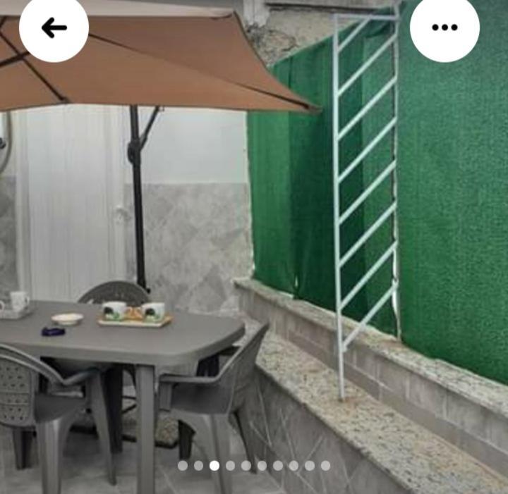La Dimora Di Rosy Hotel เนเปิลส์ ภายนอก รูปภาพ